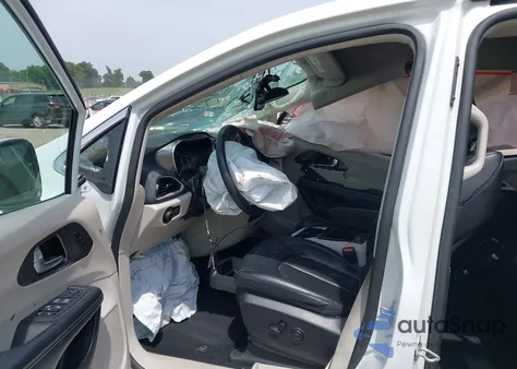 2023 Chrysler Pacifica Touring L из США, поврежденный, VIN 2C4RC1BGXPR531396